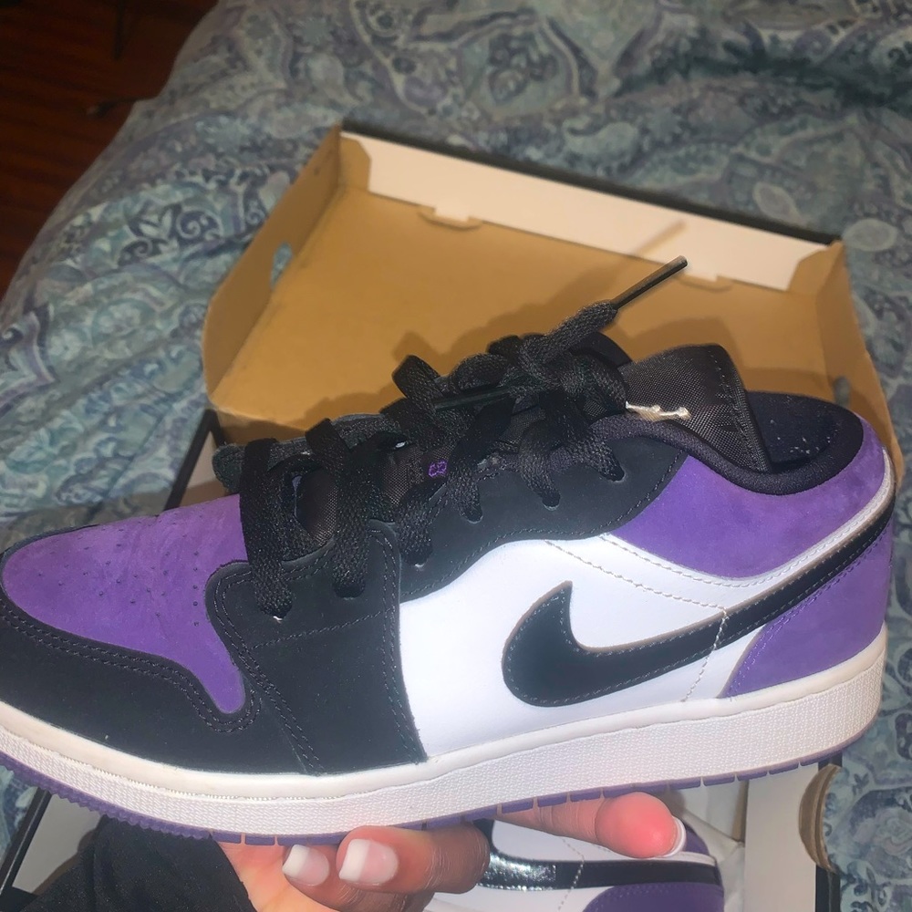 jordan 1 low grade school
